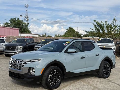 Used 2023 Hyundai Santa Cruz SEL w/ Activity Package AWD/4WD image 3
