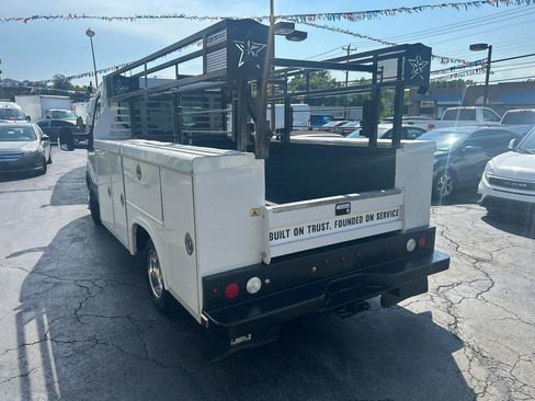 Used 2017 Ford Transit 350 138 DRW RWD image 8