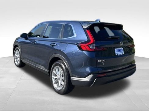 Used 2024 Honda CR-V EX image 3