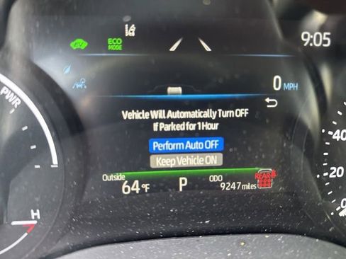 Used 2025 Toyota Sienna XLE w/ XLE Plus Package image 10