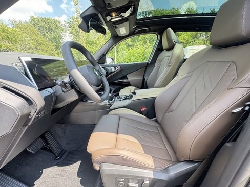 Used 2026 BMW X3 xDrive30 w/ Premium Package image 18