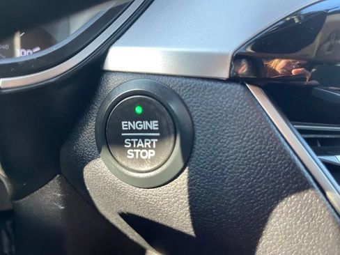 Used 2020 Ford Escape SE AWD/4WD image 30