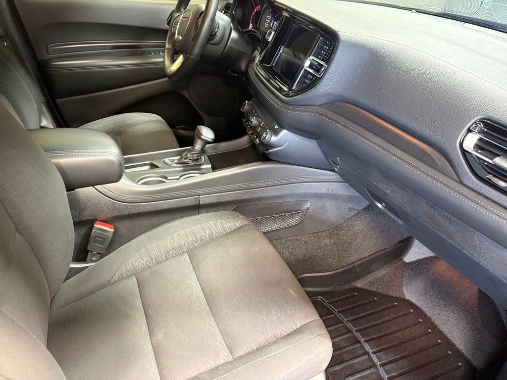 Used 2022 Dodge Durango SXT w/ Blacktop Package AWD/4WD image 23