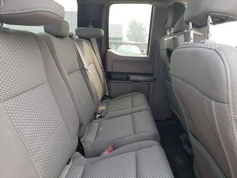 Used 2019 Ford F150 XLT w/ Equipment Group 302A Luxury AWD/4WD image 18