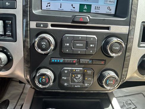 Used 2017 Ford Expedition Limited w/ Equipment Group 301A AWD/4WD image 28