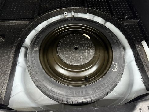 Used 2015 Ford Focus SE image 38