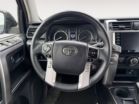 Used 2023 Toyota 4Runner TRD Sport image 12