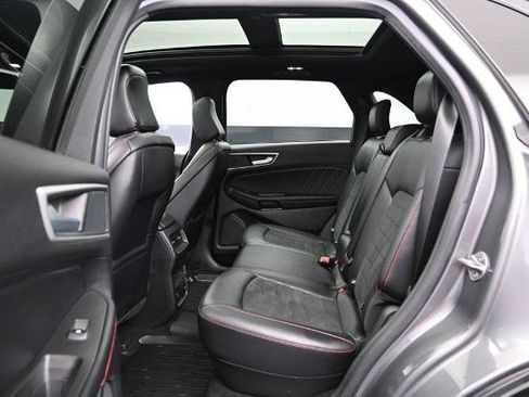 Certified 2023 Ford Edge ST-Line AWD/4WD image 17