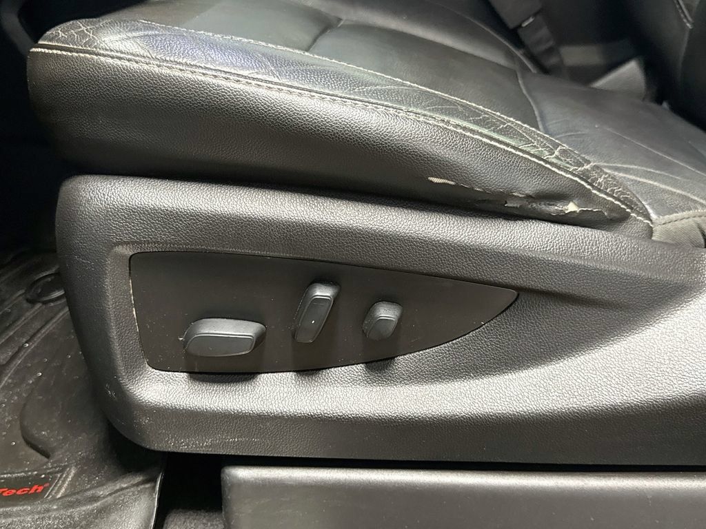 Used 2019 Chevrolet Tahoe LT AWD/4WD image 19