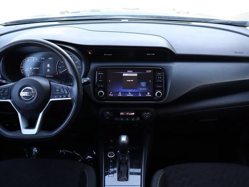 Used 2021 Nissan Kicks SV FWD image 32