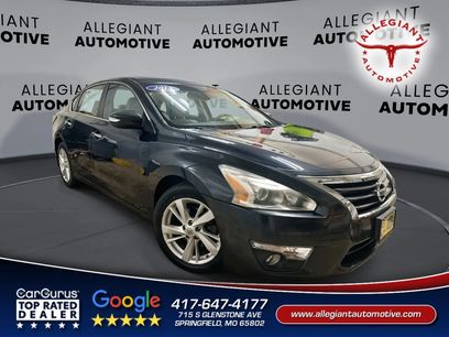 Used 2015 Nissan Altima 2.5 SV w/ Convenience Package