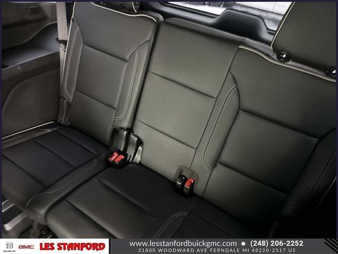 Used 2024 GMC Yukon SLT w/ SLT Premium Package image 14
