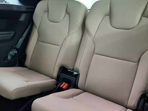 Used 2026 Volvo XC90 B6 Plus w/ Protection Package AWD/4WD image 34