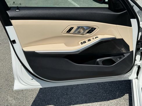 Certified 2025 BMW 330i Sedan RWD image 19