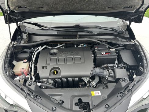 Certified 2021 Toyota C-HR XLE image 33