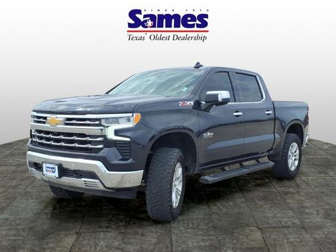 Used 2024 Chevrolet Silverado 1500 LTZ w/ Technology Package AWD/4WD image 3