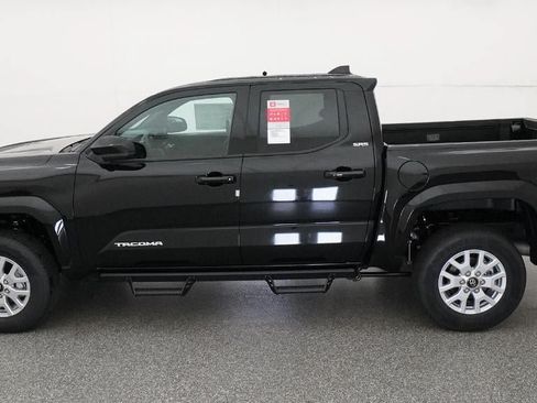 New 2026 Toyota Tacoma SR5 AWD/4WD image 3