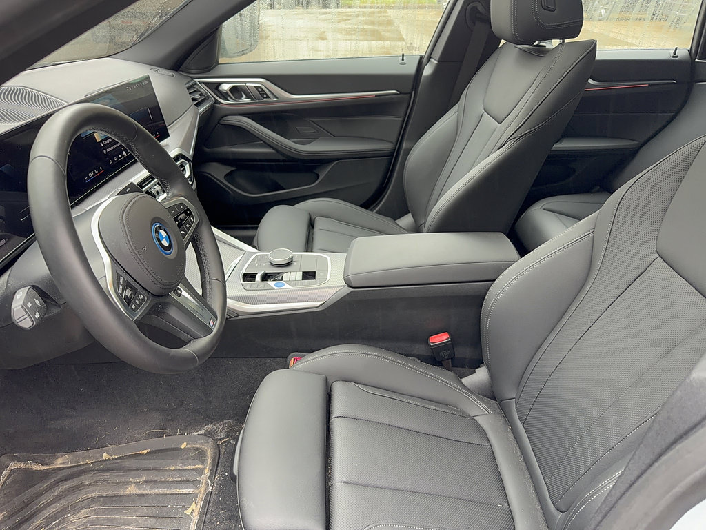 Used 2024 BMW i4 xDrive40i w/ M Sport Package AWD/4WD image 5
