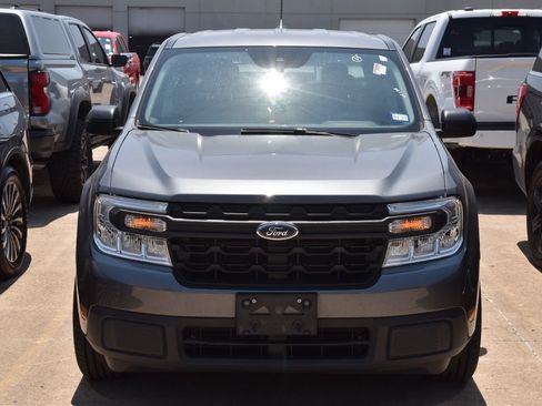 Used 2023 Ford Maverick XL FWD image 3