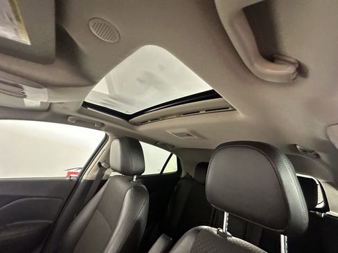 Used 2020 Buick Encore Preferred w/ Safety Package image 22