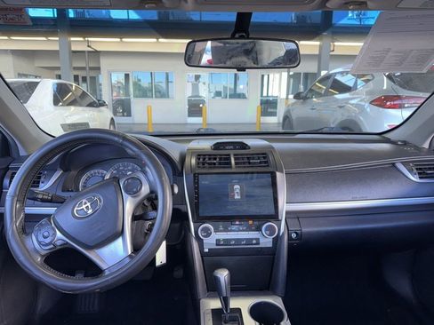 Used 2012 Toyota Camry SE image 22
