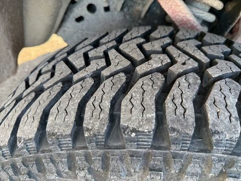 Used 2018 Ford Expedition Max XLT w/ Equipment Group 202A image 17