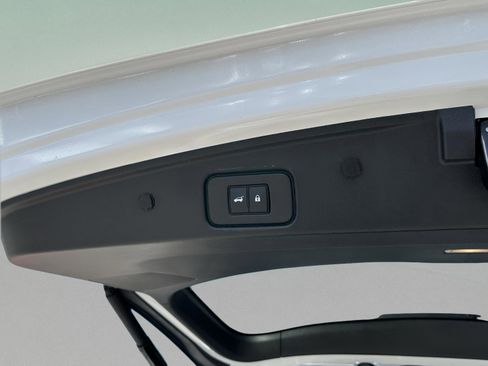 New 2026 Nissan Pathfinder SL AWD/4WD image 11