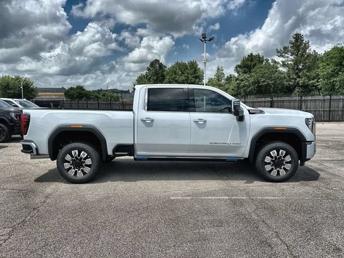 New 2026 GMC Sierra 2500 Denali w/ Denali Reserve Package AWD/4WD image 10