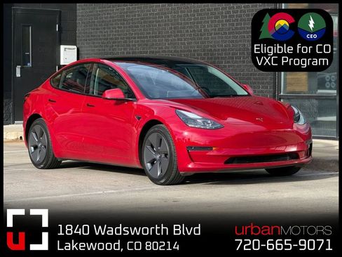 Used 2023 Tesla Model 3 Standard Range image 1