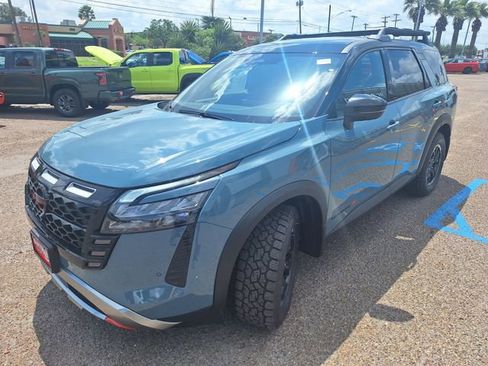 New 2026 Nissan Pathfinder Rock Creek AWD/4WD image 3