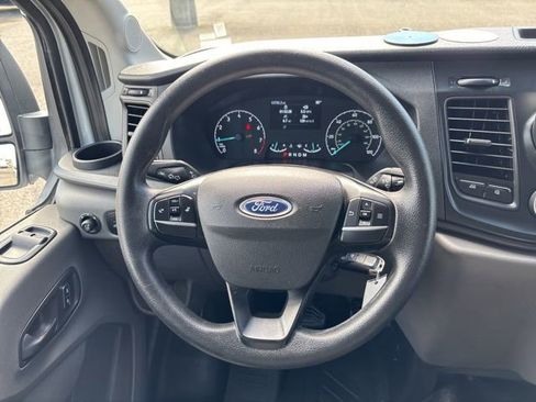Used 2023 Ford Transit 350 DRW RWD image 11