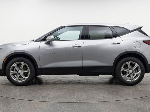 Used 2025 Chevrolet Blazer LT image 5