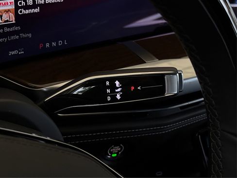 New 2026 Cadillac Escalade ESV Platinum Sport w/ LPO, ONYX Package image 30