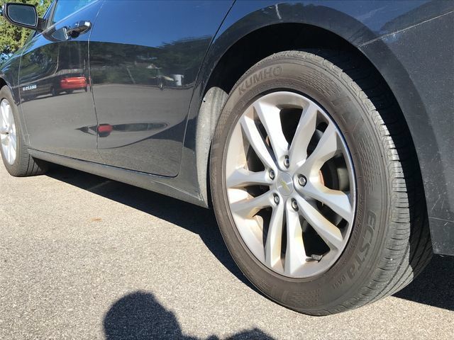 Used 2016 Chevrolet Malibu LT FWD image 12