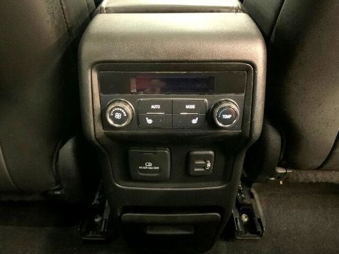 Used 2019 GMC Acadia Denali w/ Technology Package image 18