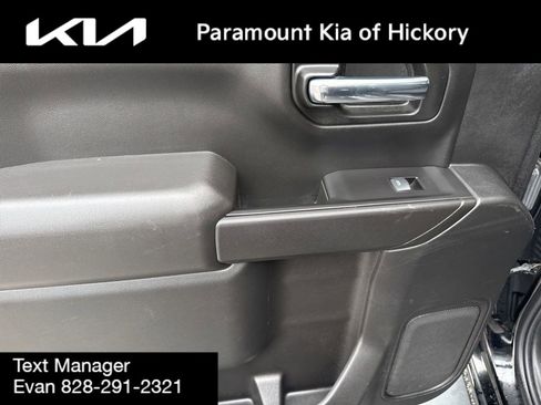 Used 2022 Chevrolet Silverado 1500 LT image 12