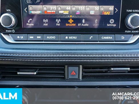 Used 2023 Nissan Rogue SV image 40