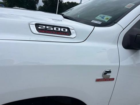 Used 2023 RAM 2500 Tradesman AWD/4WD image 3