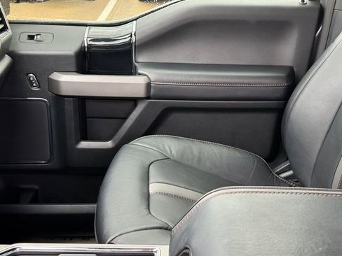 Used 2021 Ford F250 Platinum w/ FX4 Off-Road Package image 13