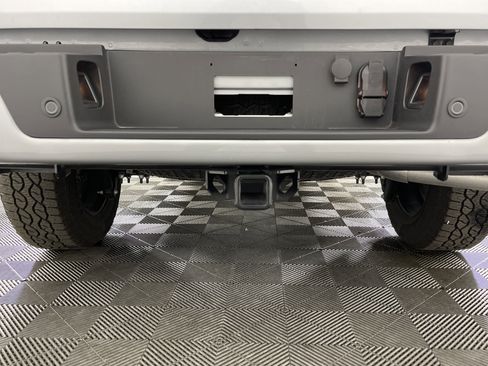 Used 2025 Ford F150 XLT w/ Equipment Group 302A MID image 7