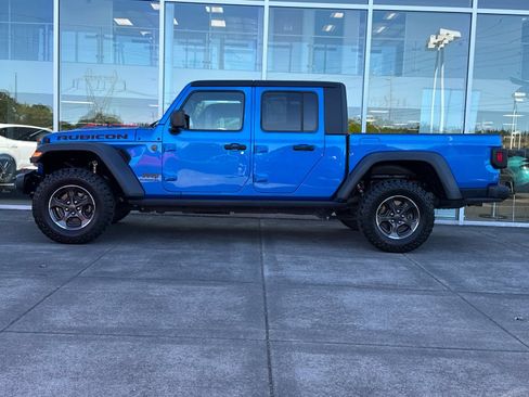 Used 2020 Jeep Gladiator Rubicon w/ Trailer Tow Package AWD/4WD image 6