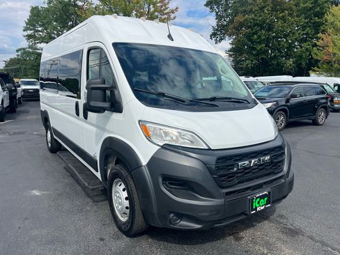 Used 2023 RAM ProMaster 2500 w/ Premium Convenience Group (B) image 8