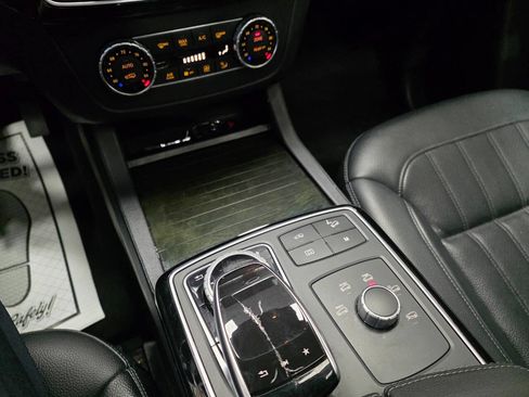 Used 2018 Mercedes-Benz GLS 450 4MATIC image 24