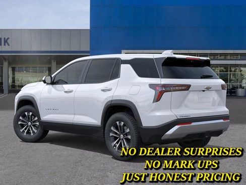 New 2026 Chevrolet Equinox LT w/ Convenience Package II FWD image 3