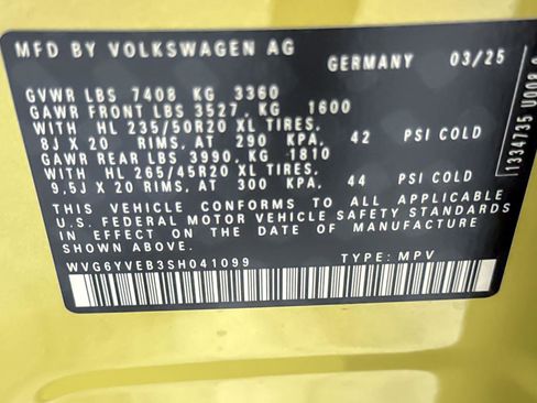 New 2025 Volkswagen ID. Buzz 1st Edition image 28