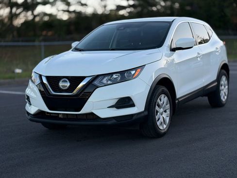 Used 2020 Nissan Rogue Sport S FWD image 1