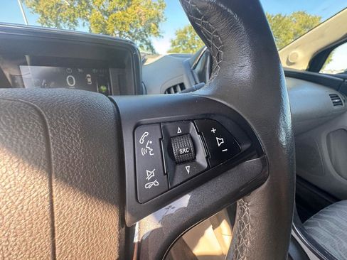 Used 2015 Chevrolet Volt w/ Enhanced Safety Package 1 FWD image 25