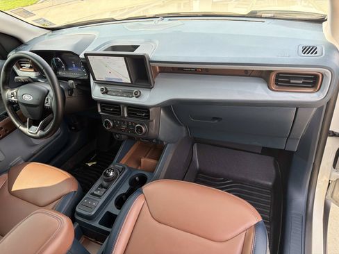 Used 2024 Ford Maverick Lariat FWD image 13