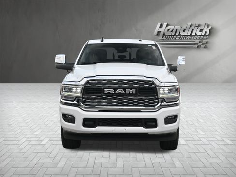 Used 2024 RAM 2500 Limited AWD/4WD image 3