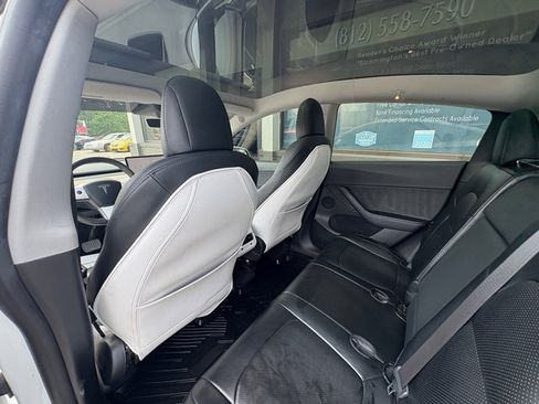 Used 2020 Tesla Model Y Long Range AWD/4WD image 16